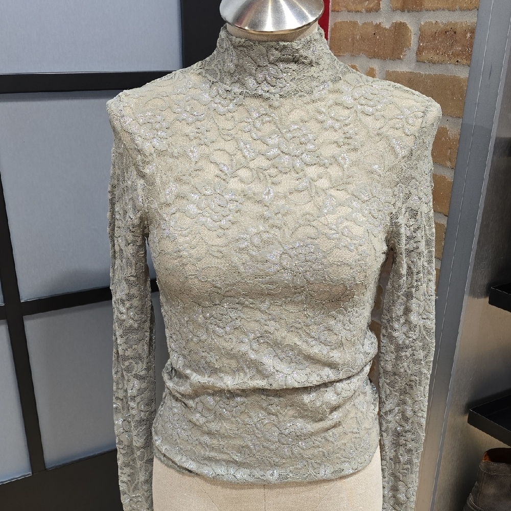 Red By BKE Sheer Top S